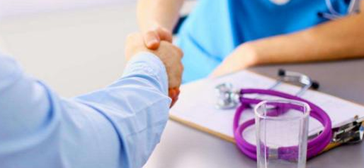 手写感谢信给创面修复科医护人员致谢