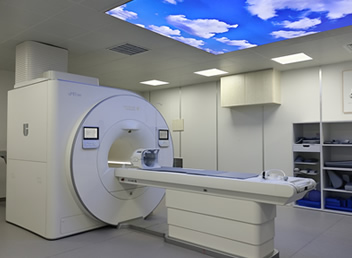 联影umri780 3.0T磁共振扫描