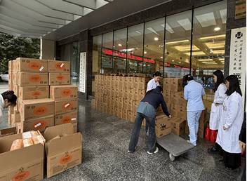 芬芳三月 感恩有你 ——我院发放“三八”暖心福利